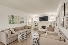 Port Clinton Home with Lake View - Walk to Beach!